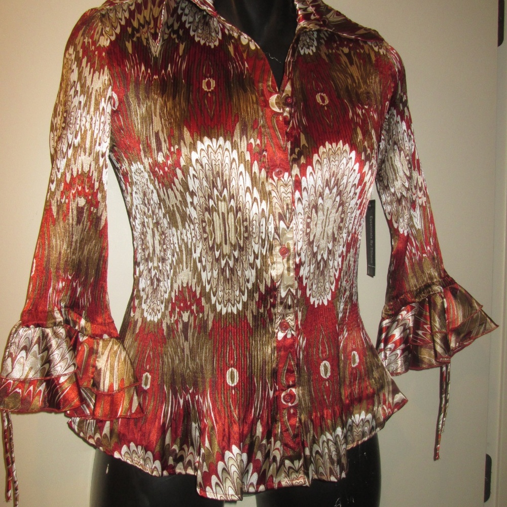 Small Krinkly Blouse NWT